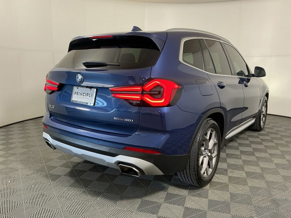 Used 2022 BMW X3 sDrive30i w/ Convenience Package RWD image 3