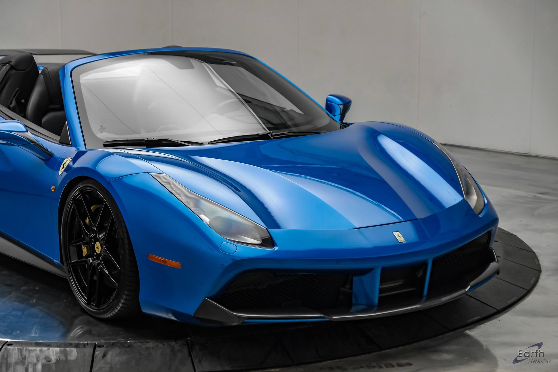 Used 2017 Ferrari 488 Spider RWD image 36