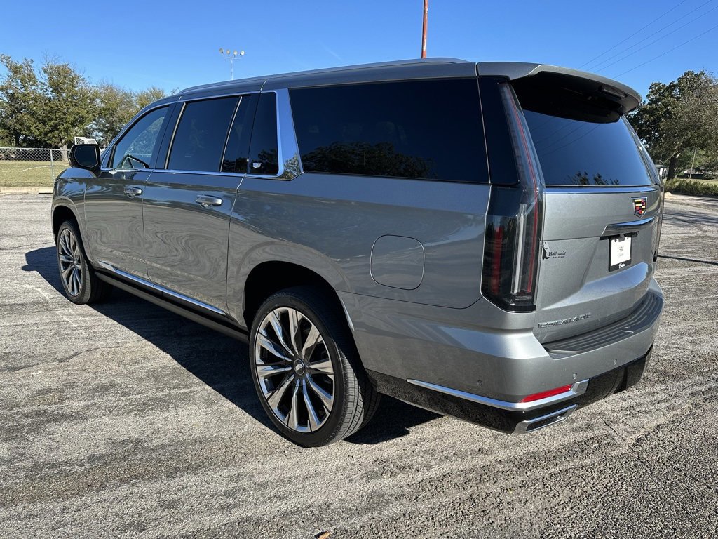 New 2026 Cadillac Escalade ESV Luxury w/ Touring Package image 3