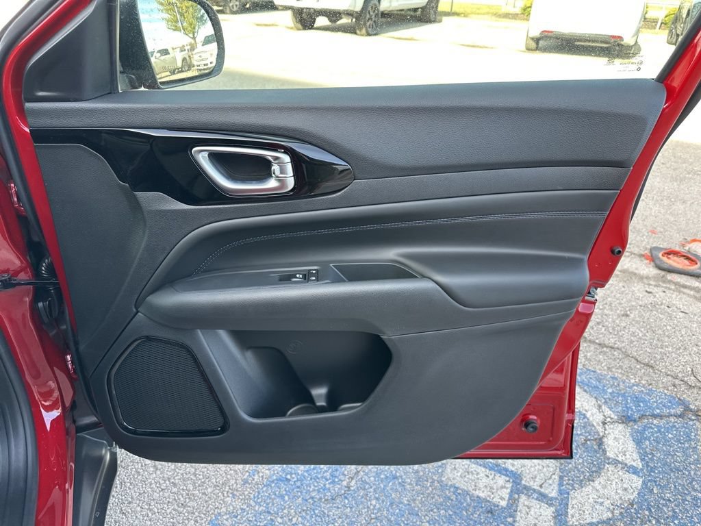 New 2026 Jeep Compass Latitude AWD/4WD image 46