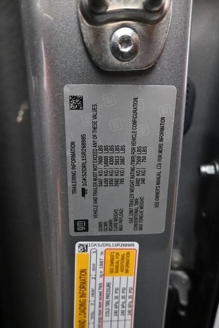 Used 2025 GMC Yukon Denali AWD/4WD image 14