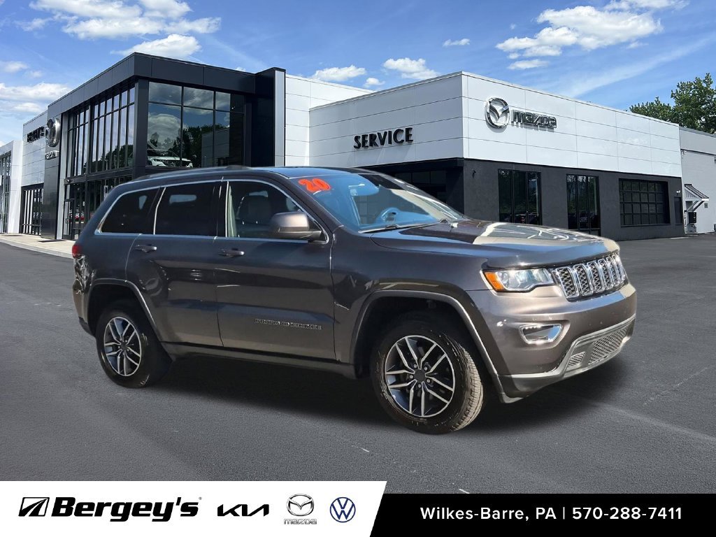 Used 2020 Jeep Grand Cherokee Laredo w/ Security & Convenience Group AWD/4WD image 12