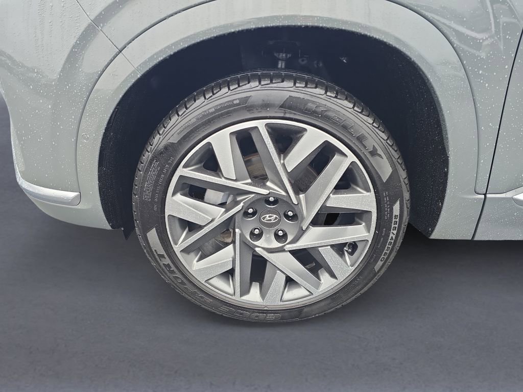Used 2022 Hyundai Santa Fe Calligraphy image 9