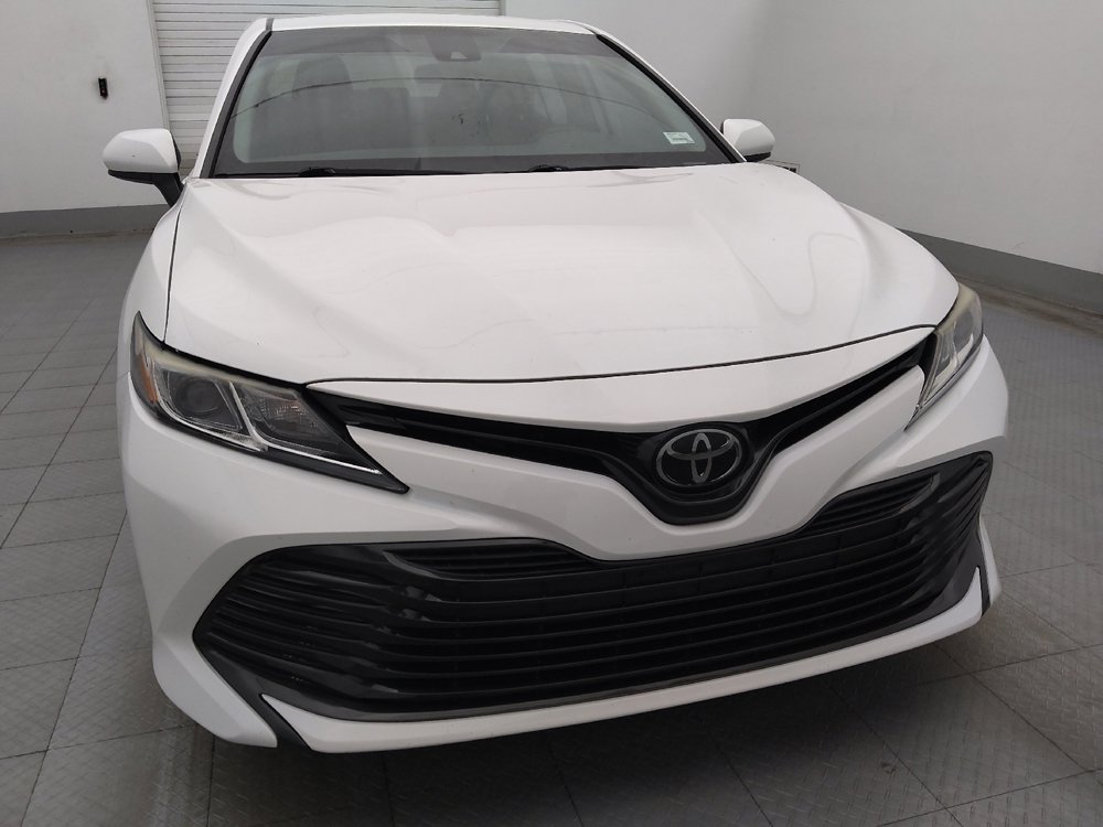 Used 2019 Toyota Camry LE FWD image 14