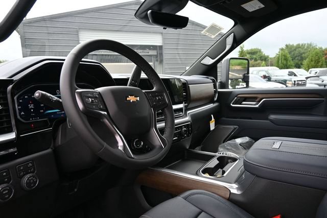 New 2026 Chevrolet Silverado 3500 High Country w/ High Country Premium Package AWD/4WD image 21