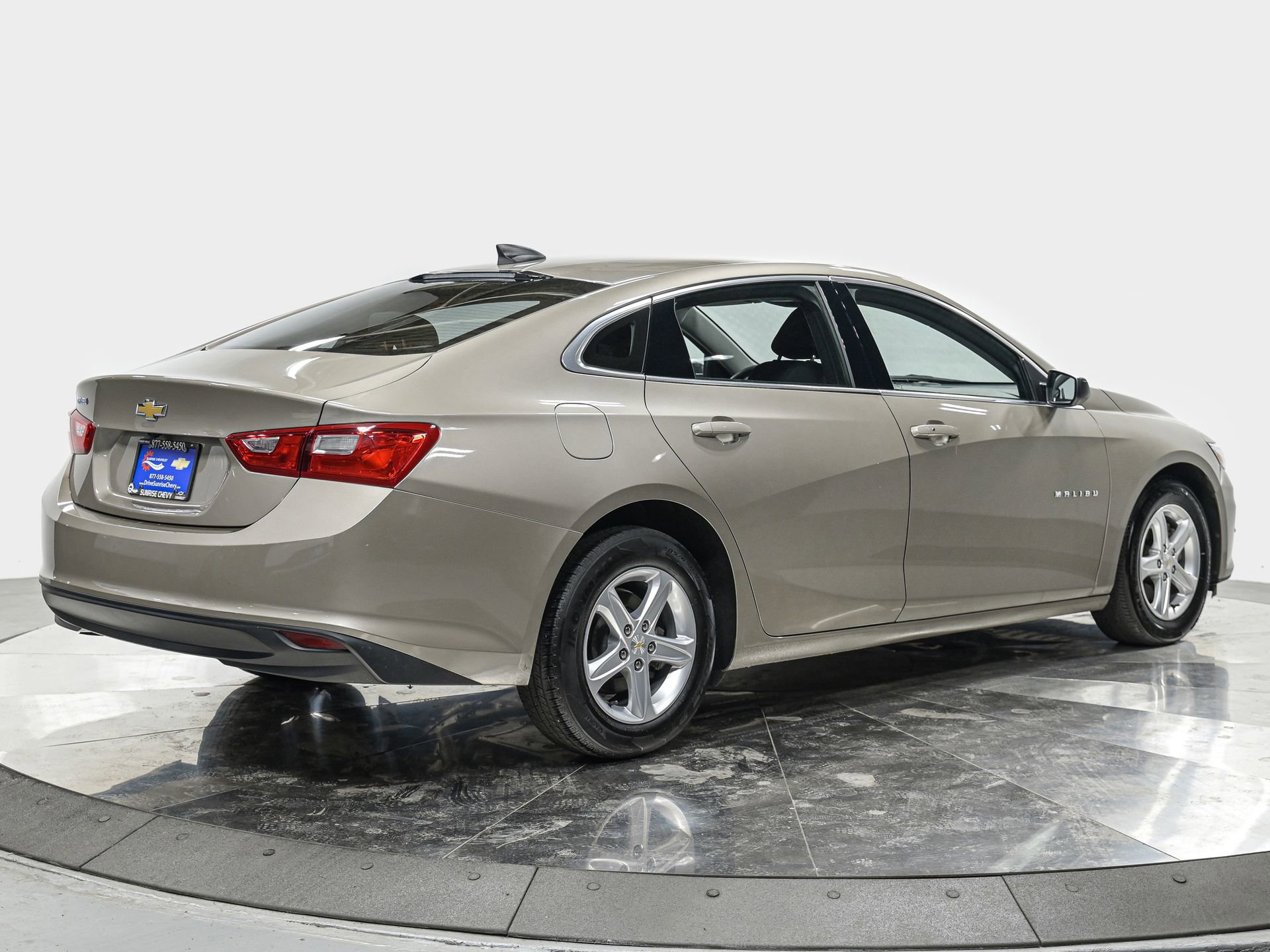Used 2022 Chevrolet Malibu LS image 8