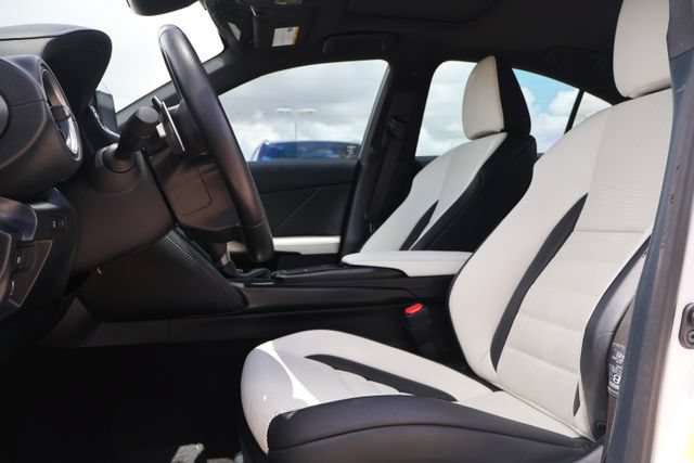 Used 2022 Lexus IS 350 F Sport w/ Accessory Package RWD image 8
