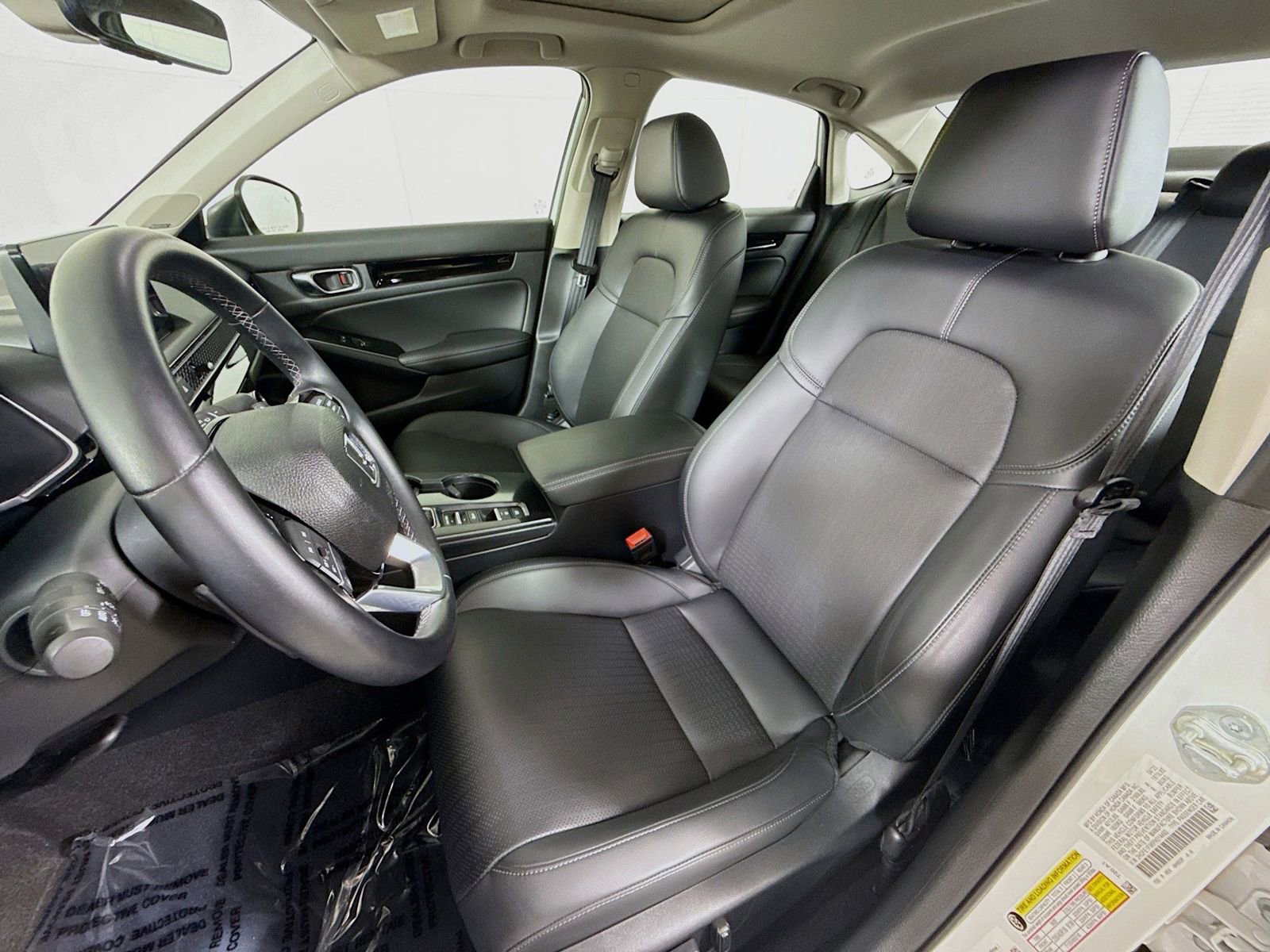 Used 2023 Honda Civic Touring image 5