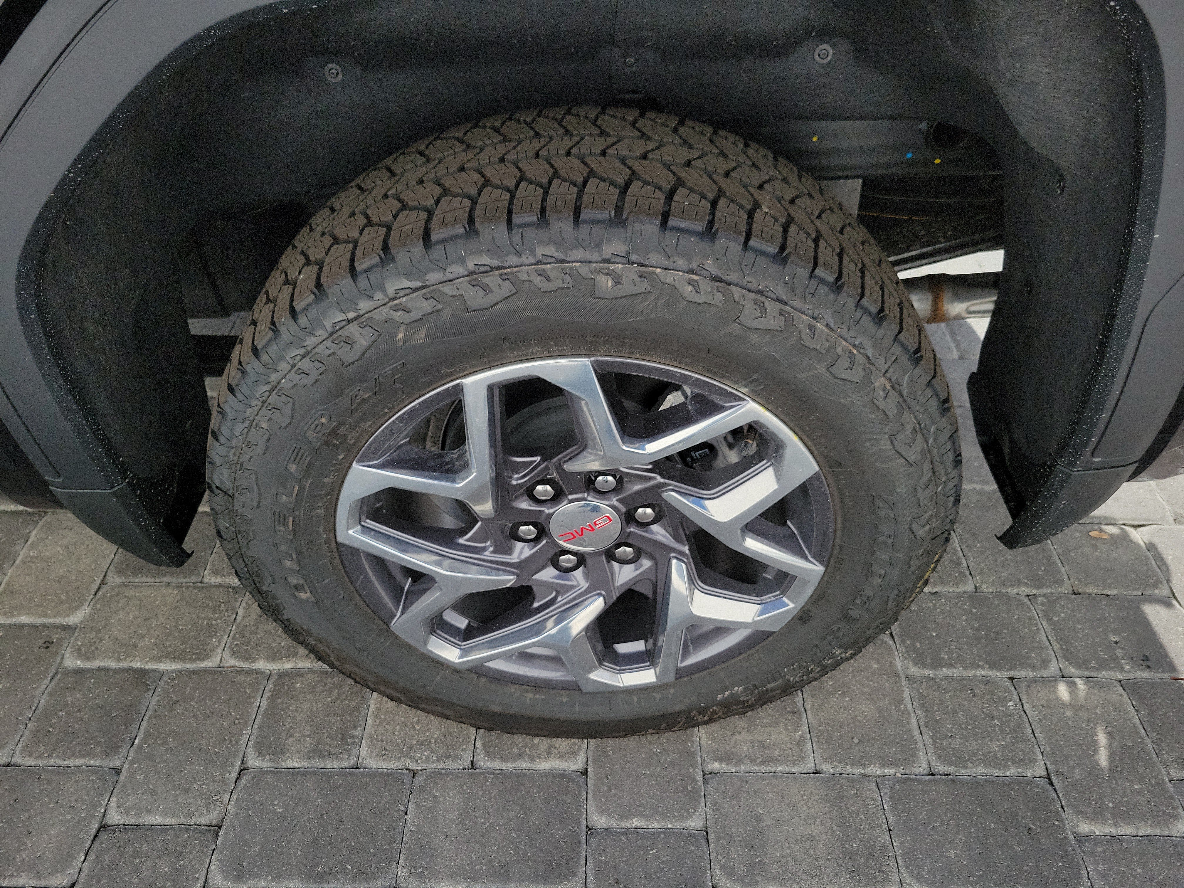 New 2026 GMC Sierra 1500 SLE AWD/4WD image 11