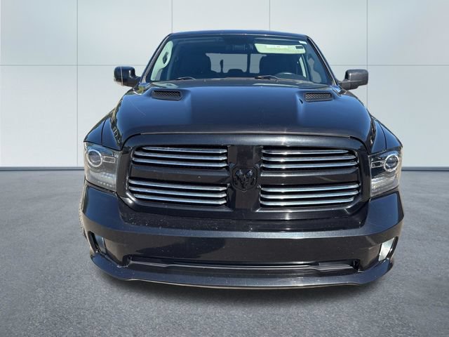 Used 2015 RAM 1500 Sport w/ Black Ram 1500 Sport Group AWD/4WD image 6