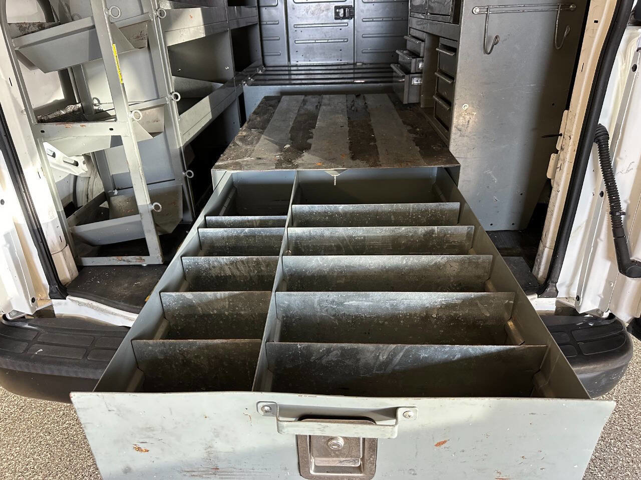 Used 2012 Chevrolet Express 3500 image 21