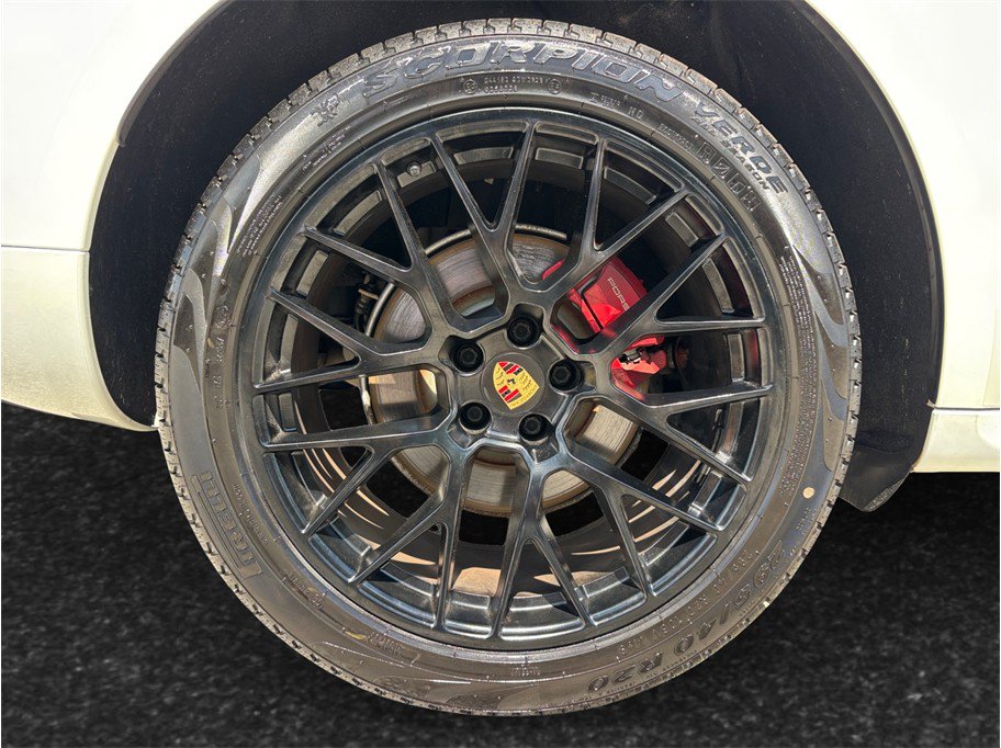 Used 2018 Porsche Macan GTS AWD/4WD image 15