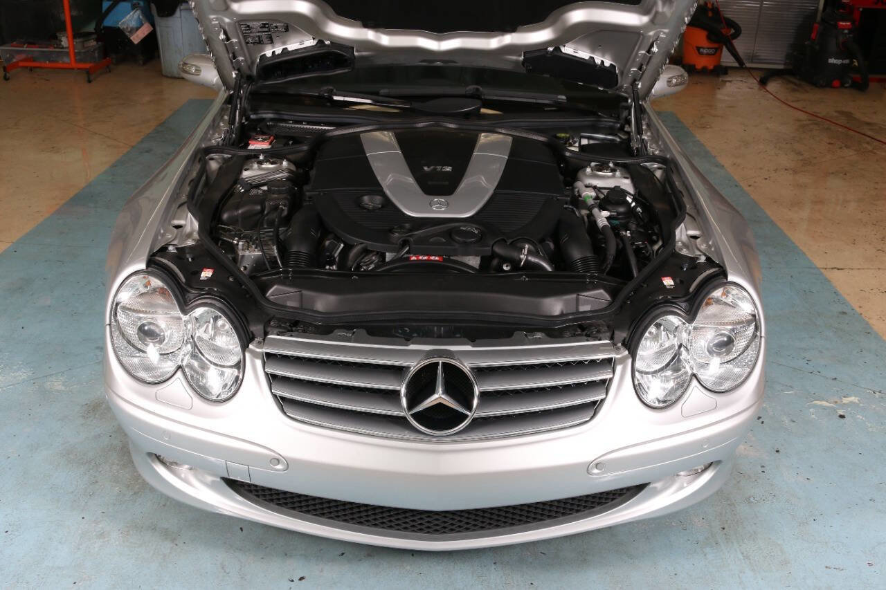 Used 2005 Mercedes-Benz SL 600 image 5