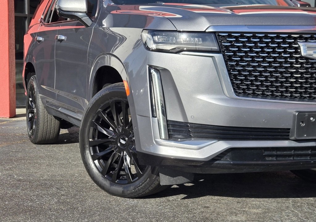 Used 2021 Cadillac Escalade Premium Luxury image 11