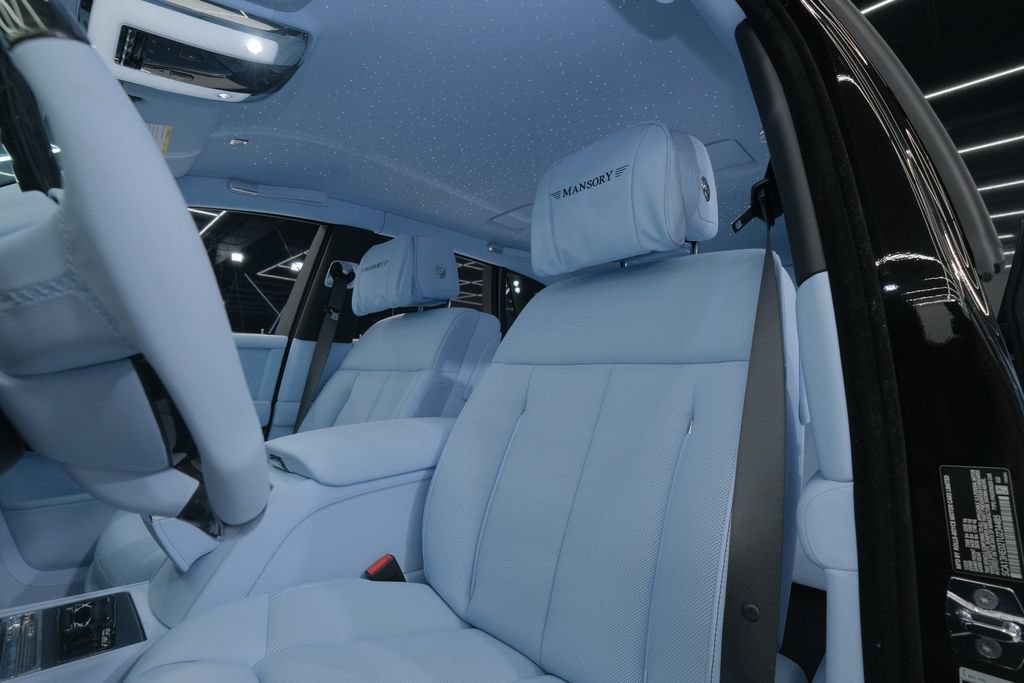 Used 2026 Rolls-Royce Phantom Sedan RWD image 46