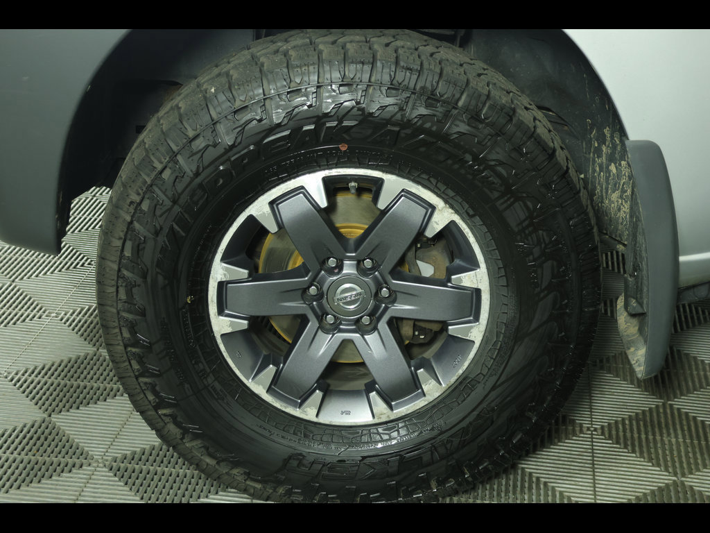 Used 2015 Nissan Xterra PRO-4X AWD/4WD image 8