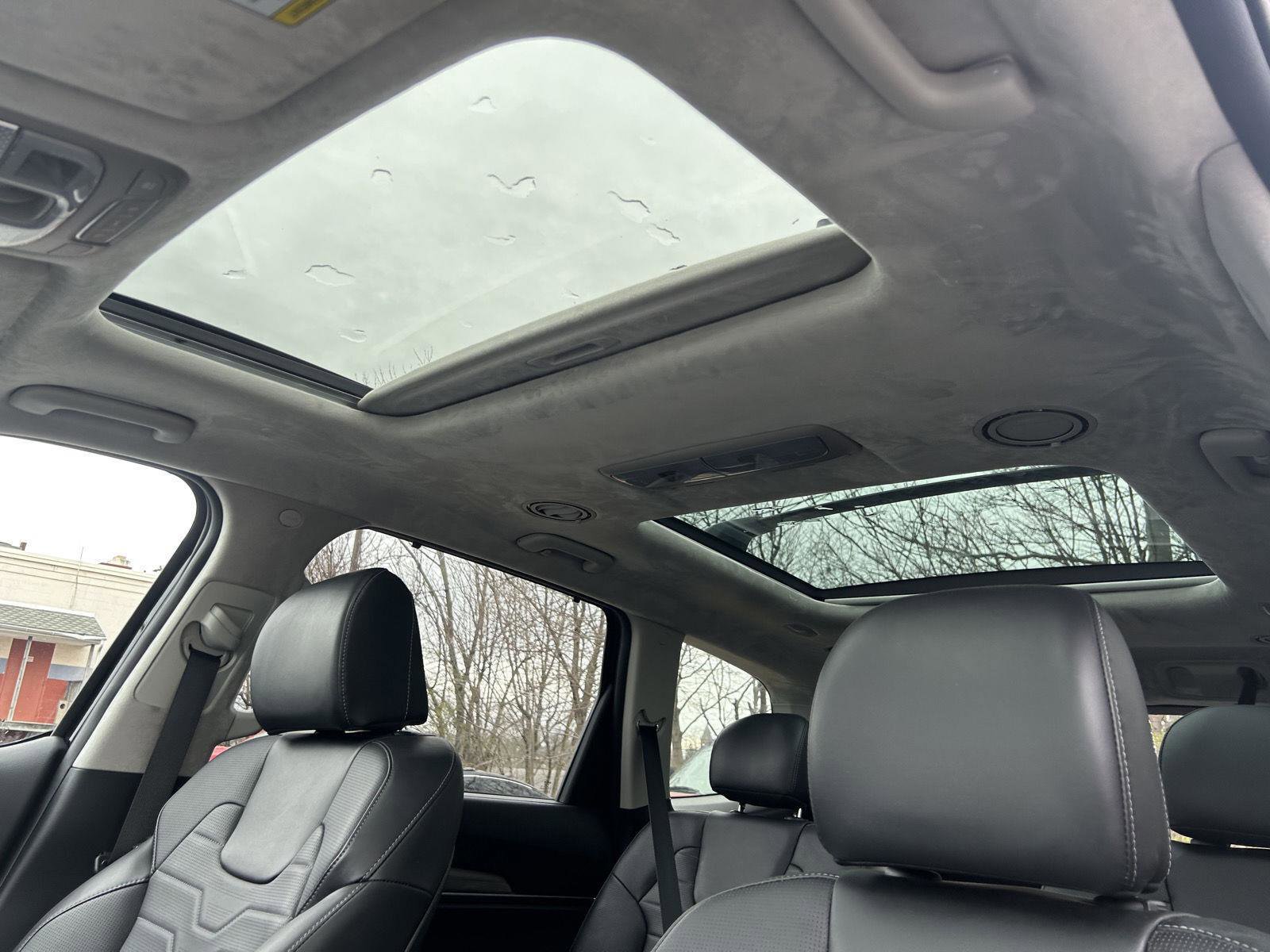 Used 2022 Kia Telluride SX w/ SX Prestige Package image 16