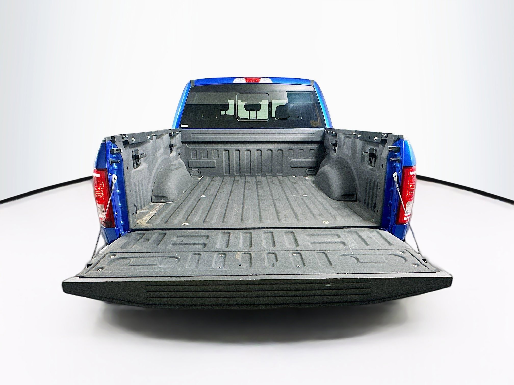 Used 2015 Ford F150 XLT w/ Equipment Group 302A Luxury image 28