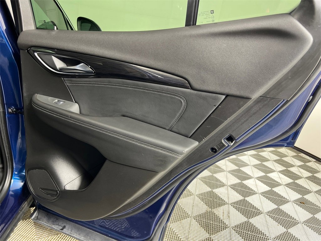 Used 2023 Buick Envision Essence image 16