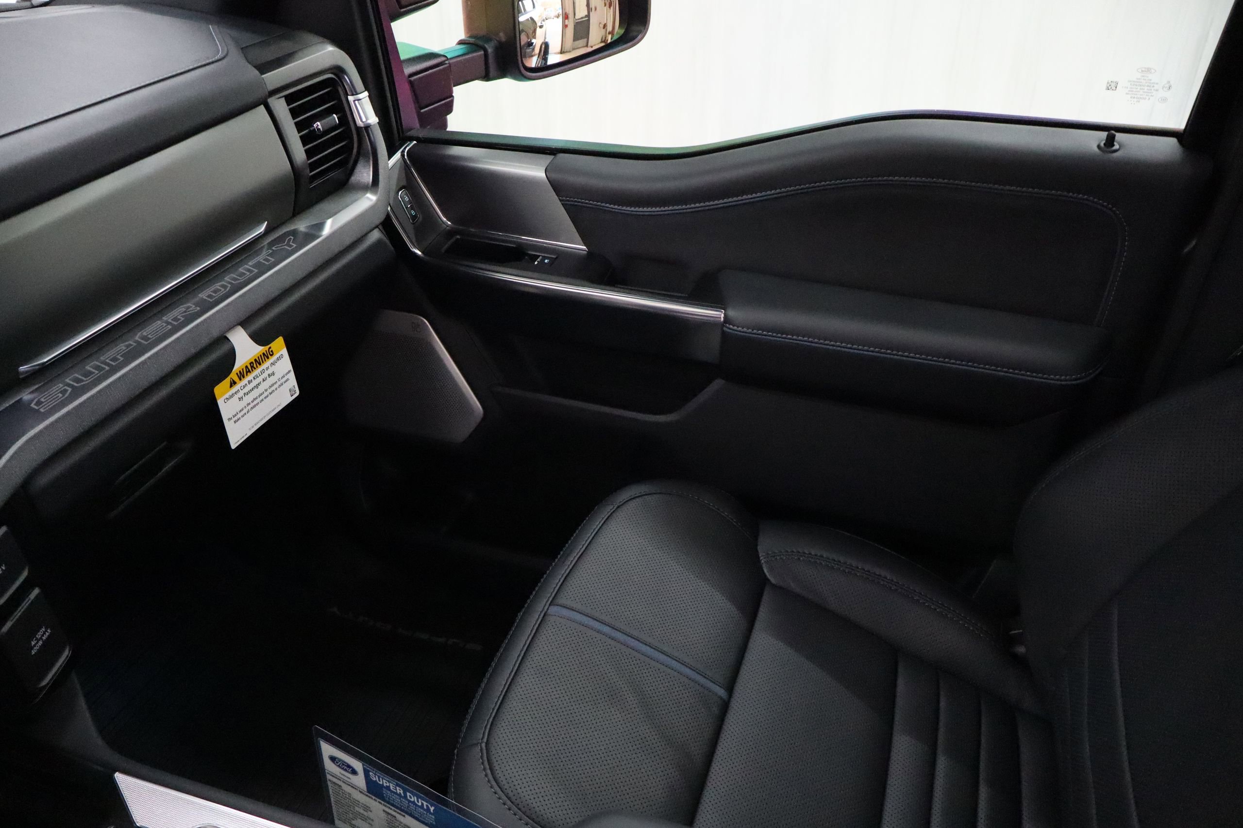 New 2026 Ford F250 Platinum image 27