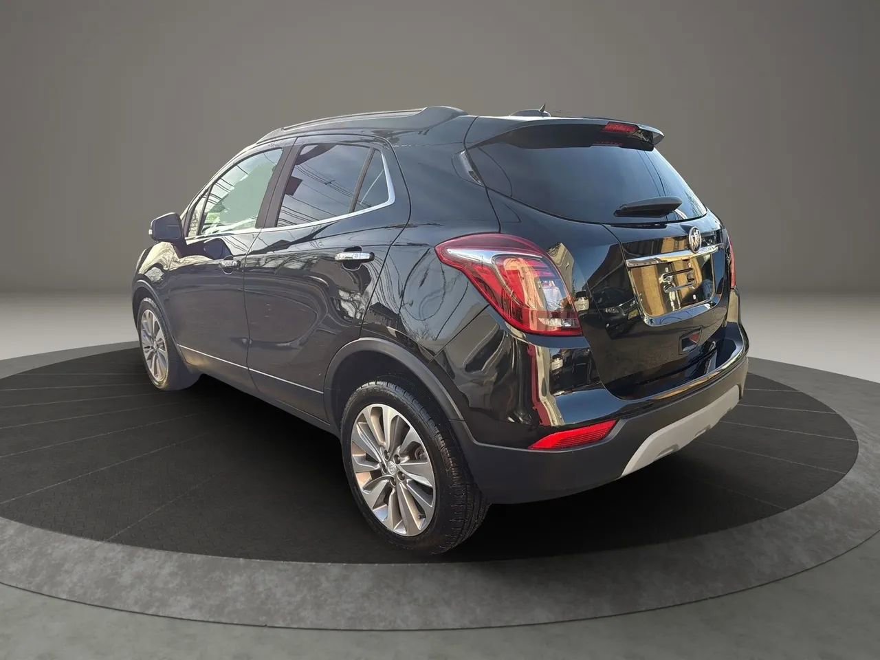 Used 2019 Buick Encore Preferred image 7
