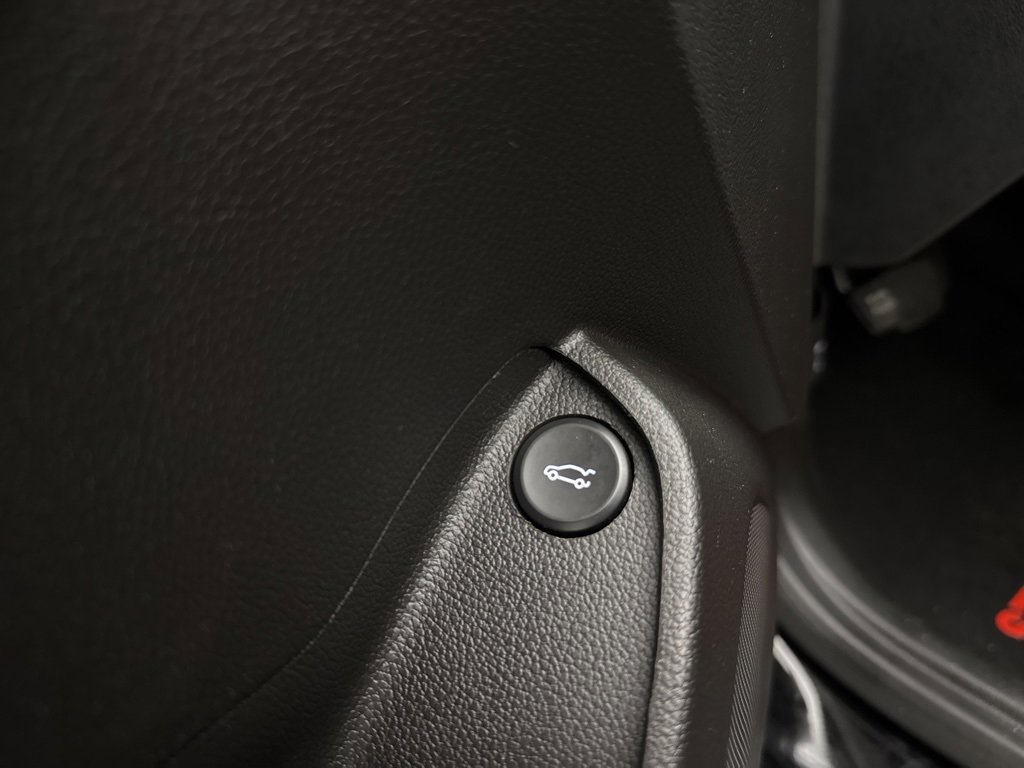 Used 2019 Chevrolet Cruze LT w/ LT Fleet Convenience Package image 22