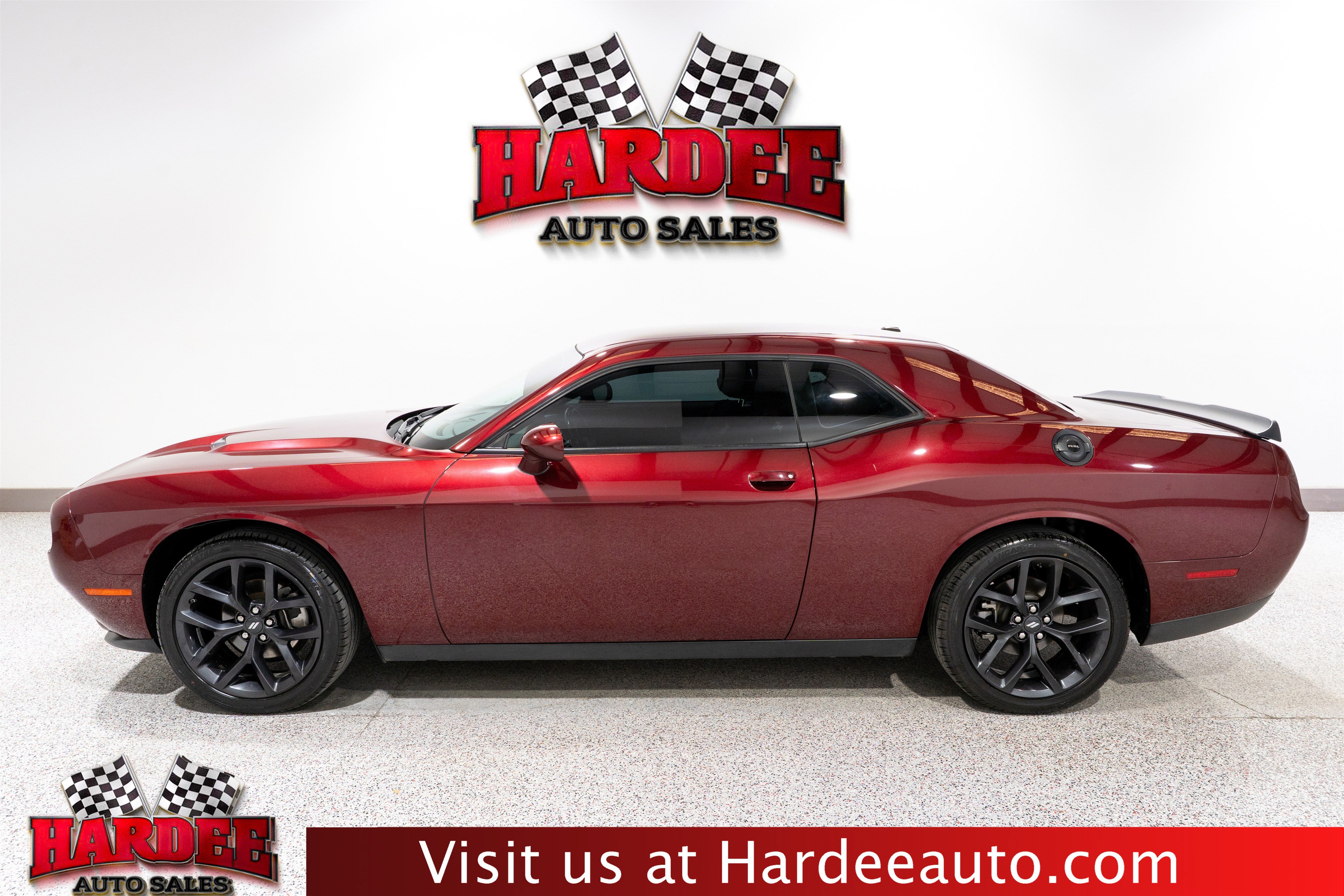 Used 2022 Dodge Challenger SXT w/ Blacktop Package RWD image 1