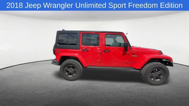 Used 2018 Jeep Wrangler Unlimited Sport AWD/4WD image 10
