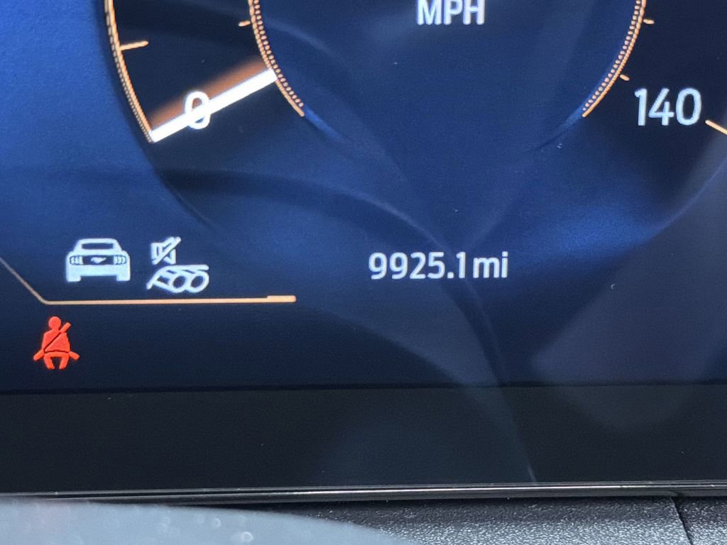 Used 2024 Ford Mustang Convertible image 8