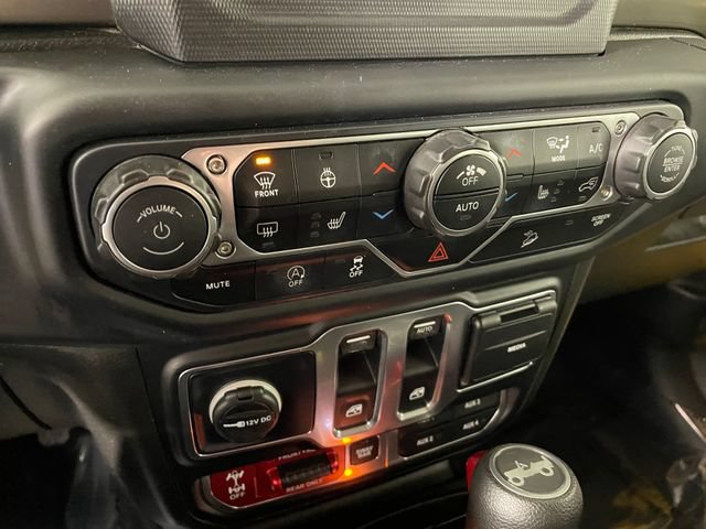 Used 2019 Jeep Wrangler Rubicon w/ Cold Weather Group AWD/4WD image 8