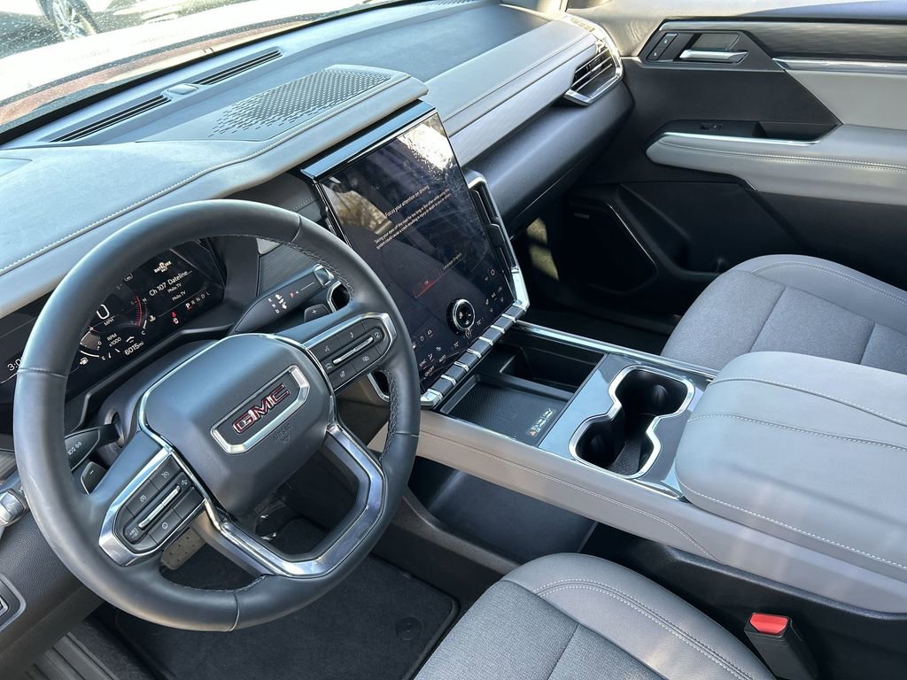 New 2025 GMC Acadia Elevation image 10