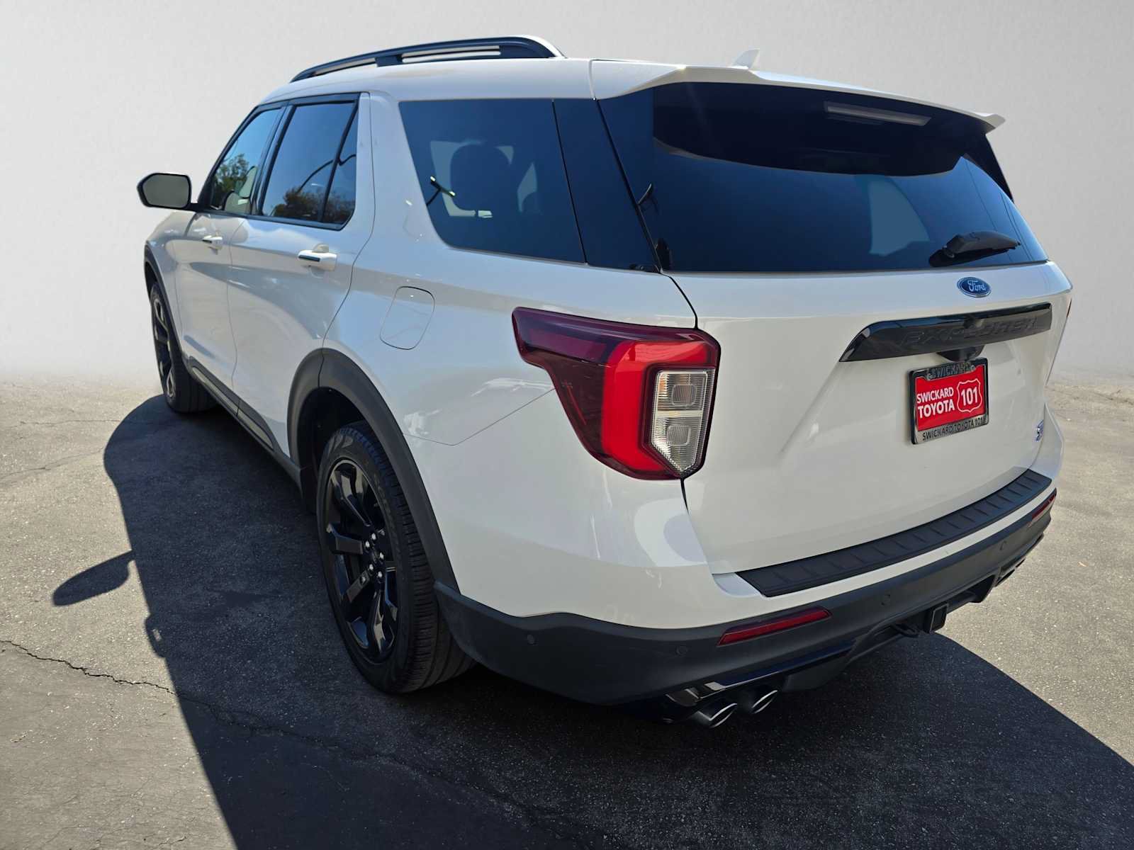 Used 2021 Ford Explorer ST AWD/4WD image 5