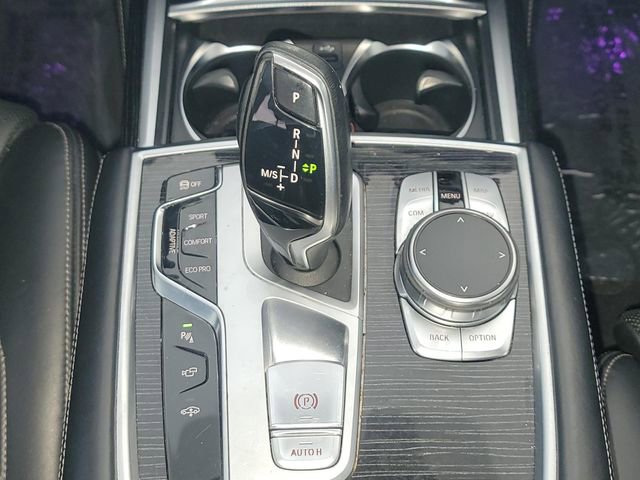 Used 2020 BMW 740i xDrive w/ M Sport Package image 24