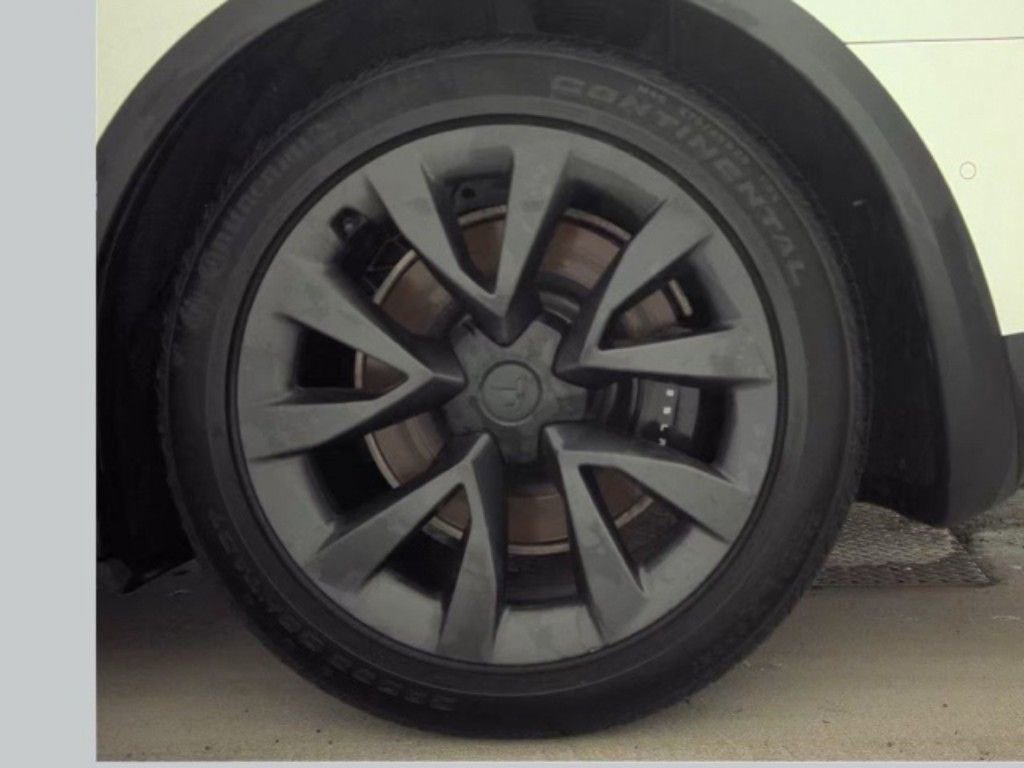 Used 2022 Tesla Model X image 20