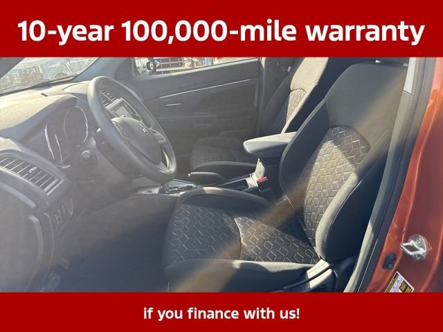 Used 2025 Mitsubishi Outlander Sport LE AWD/4WD image 21