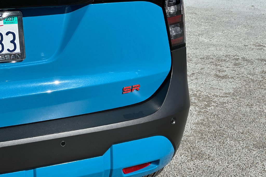 Certified 2025 Nissan Kicks SR FWD image 27