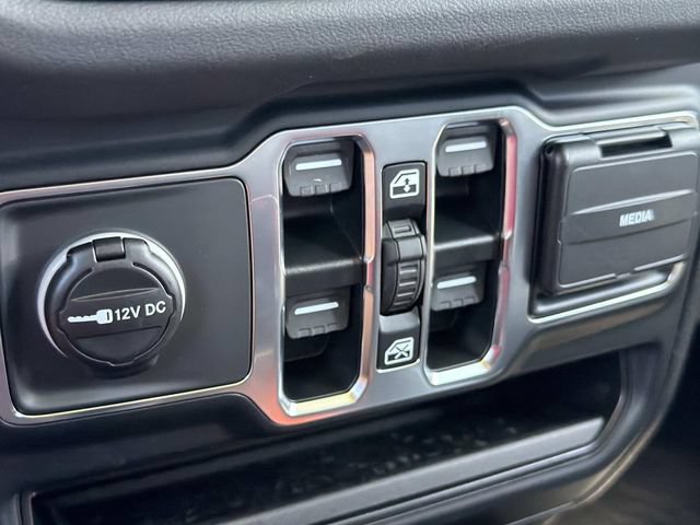New 2027 Jeep Wrangler Unlimited Sahara AWD/4WD image 35