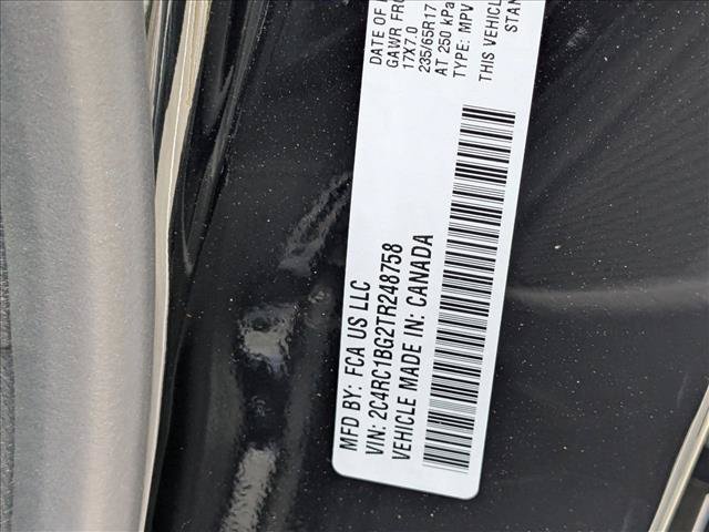 New 2026 Chrysler Pacifica Select FWD image 16