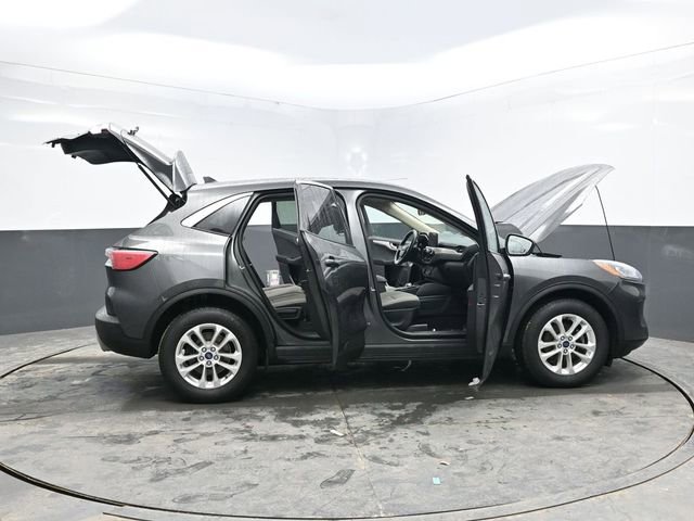 Used 2020 Ford Escape SE image 47
