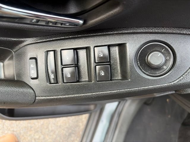 Used 2019 Chevrolet Trax LS FWD image 14