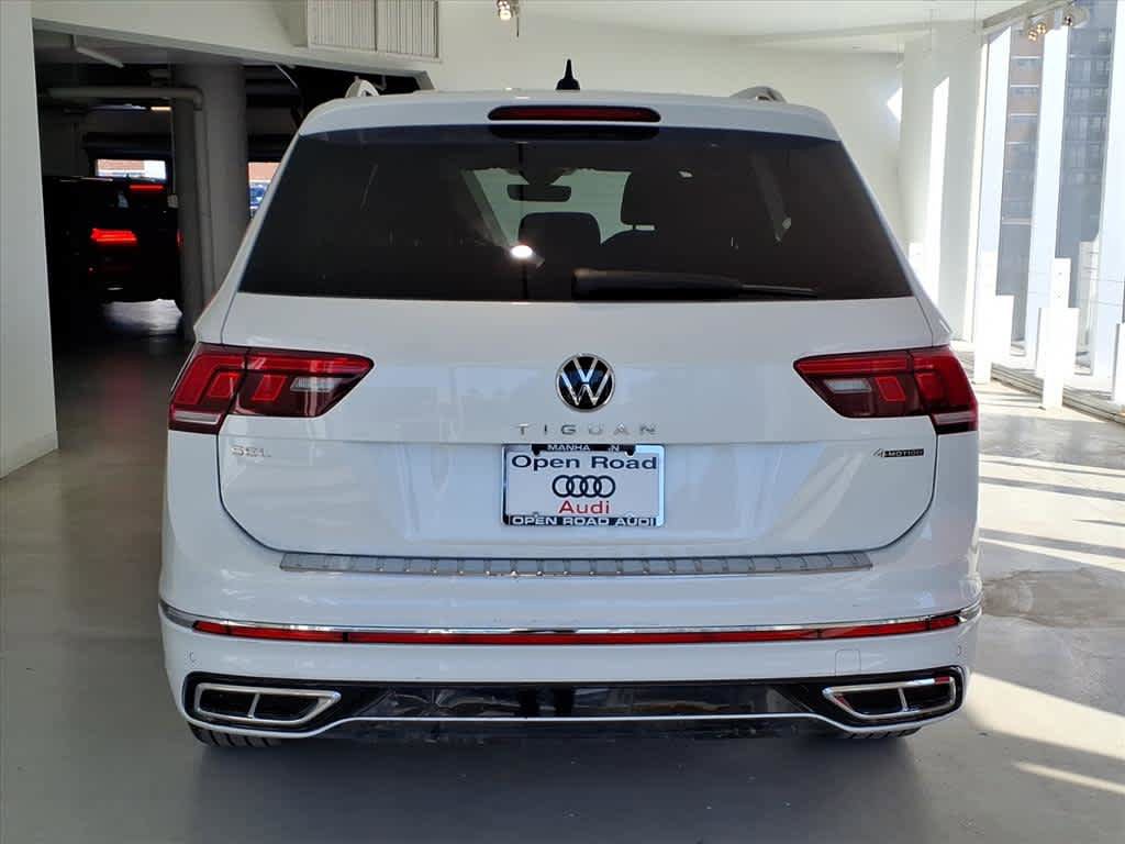 Used 2022 Volkswagen Tiguan SEL R-Line AWD/4WD image 5
