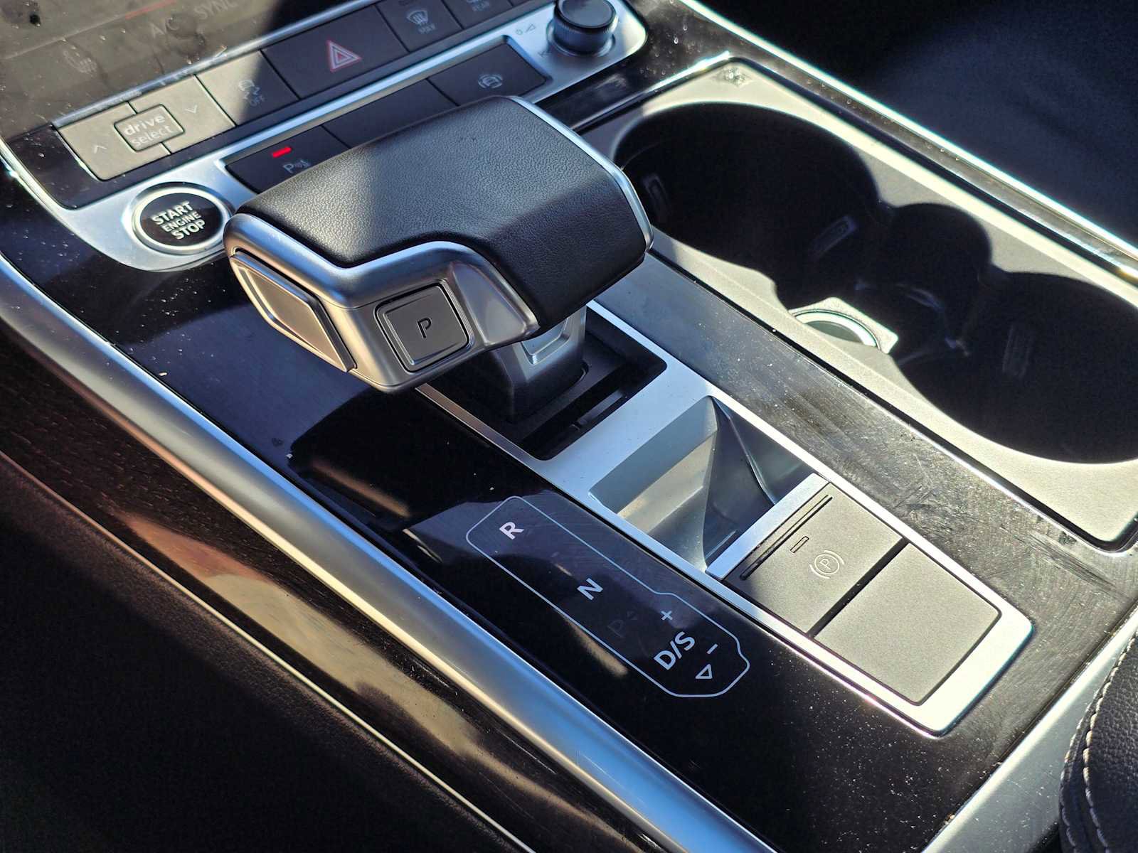 Used 2025 Audi Q7 2.0T Premium w/ Convenience Package image 40