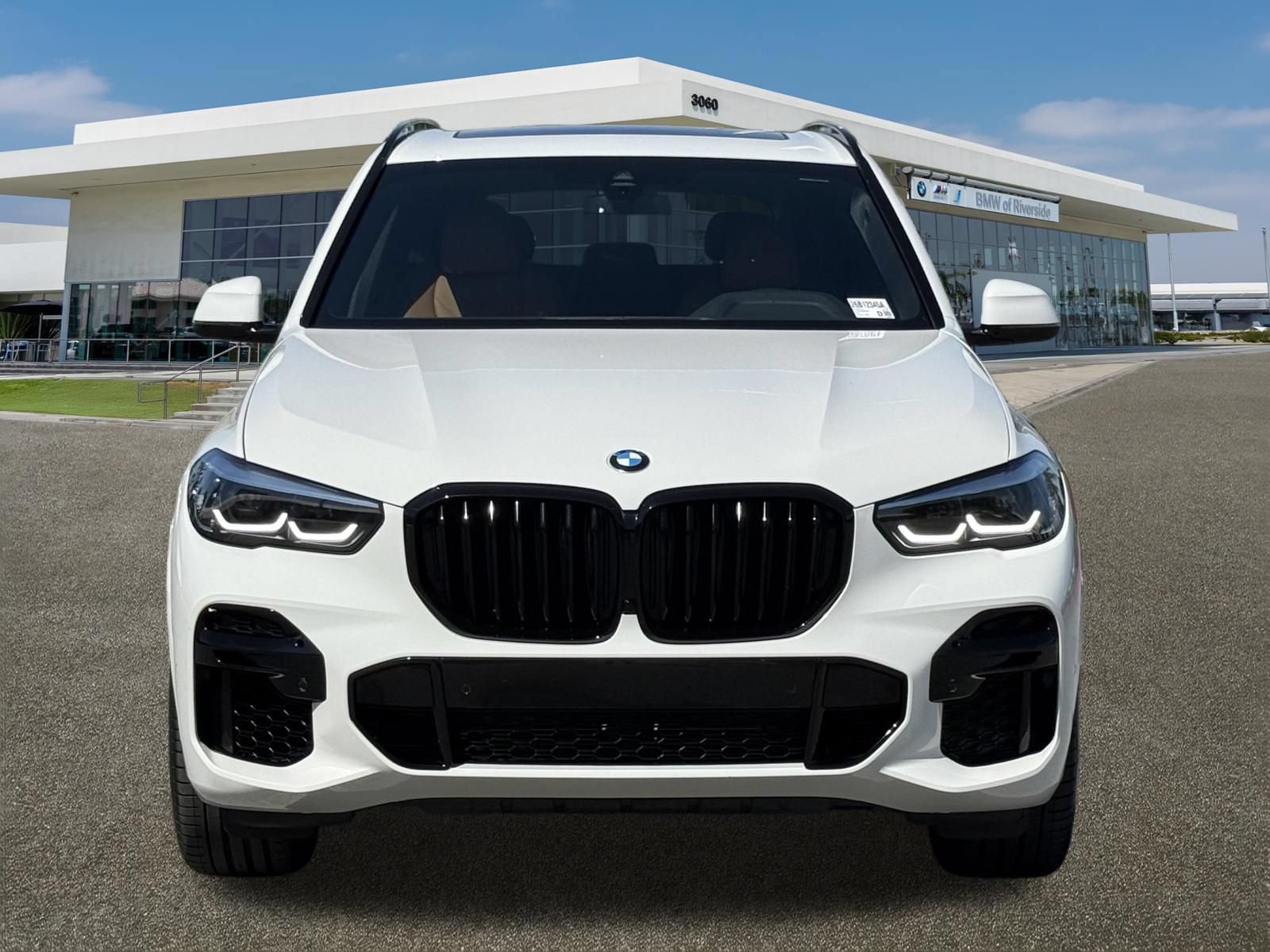 Certified 2023 BMW X5 sDrive40i w/ M Sport Package RWD image 3
