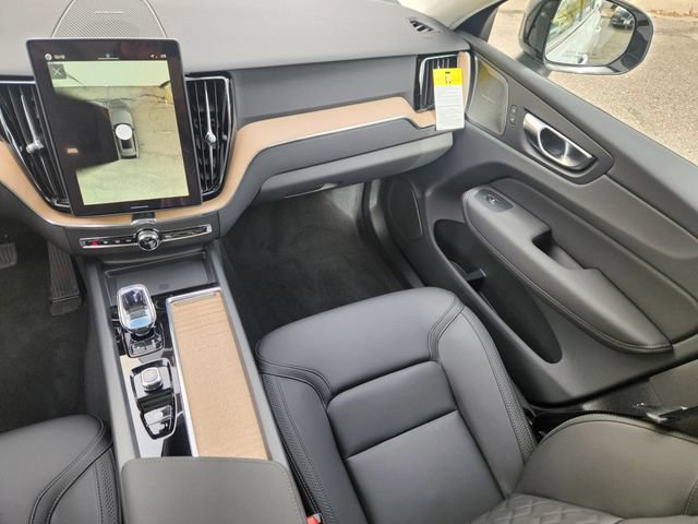 New 2026 Volvo XC60 B5 Plus w/ Climate Package AWD/4WD image 12