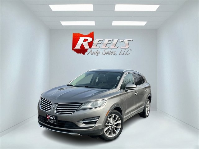 Used 2017 Lincoln MKC Select w/ Select Plus Package FWD image 1