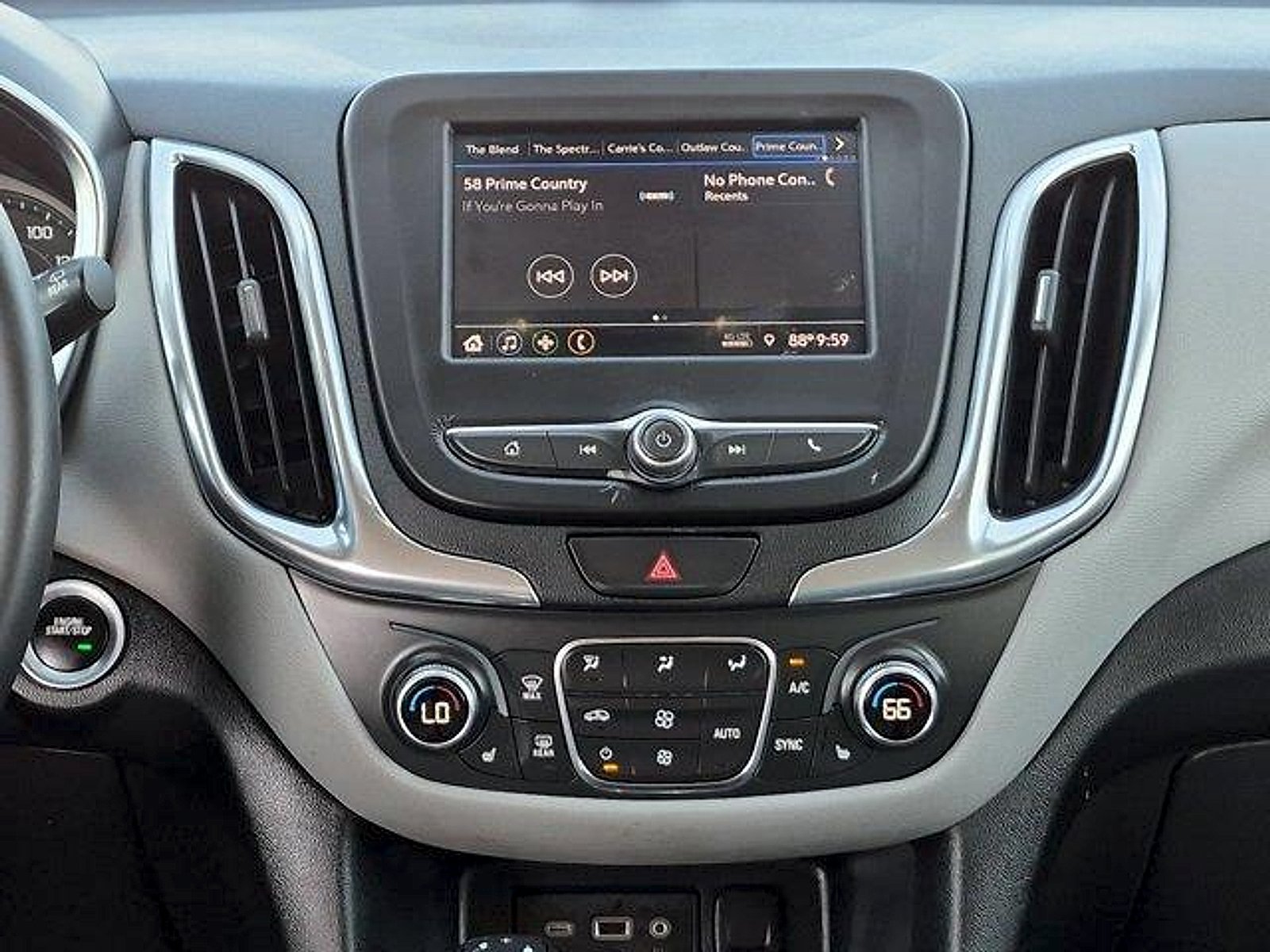 Used 2021 Chevrolet Equinox LT FWD image 13