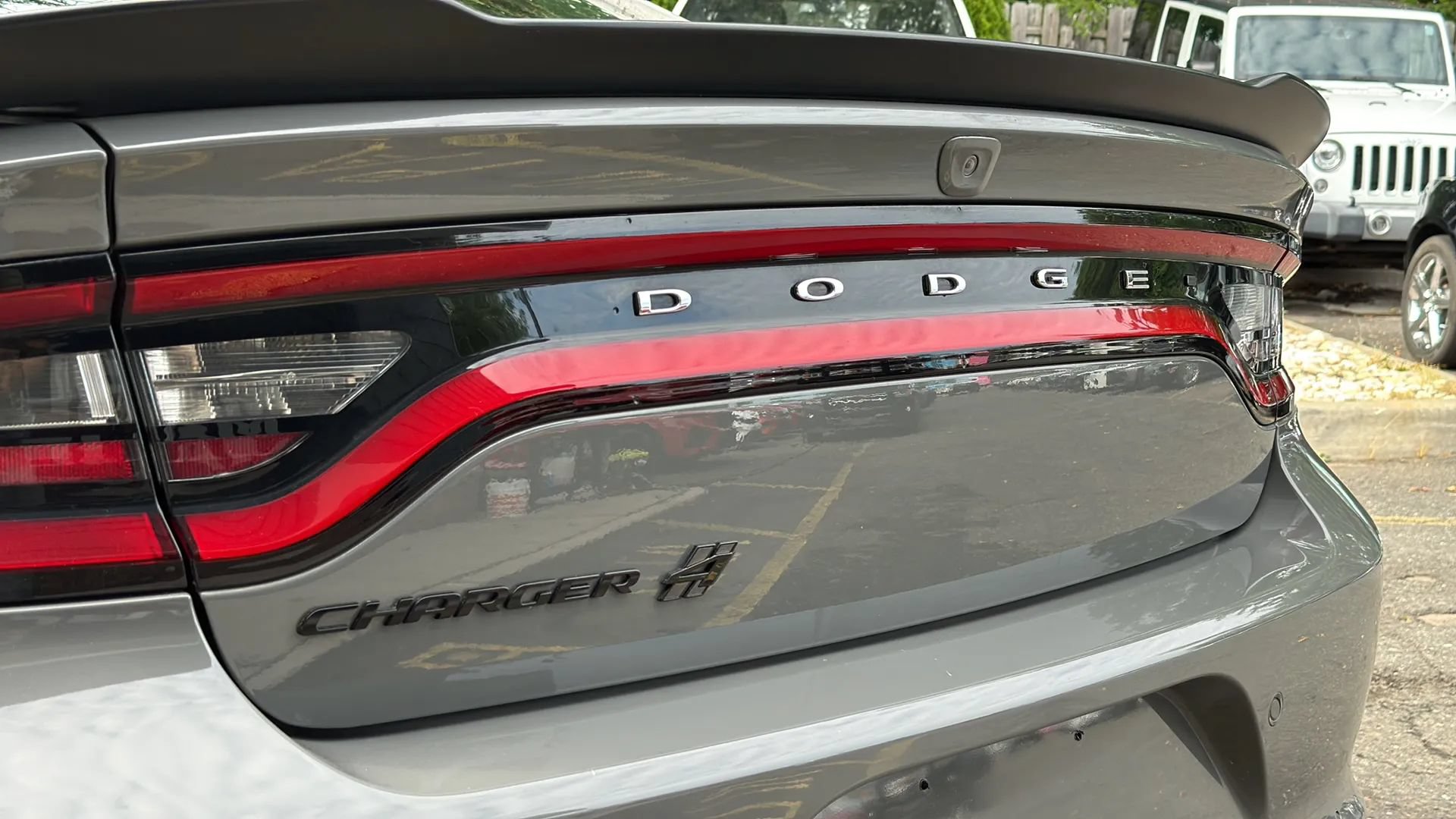 Used 2019 Dodge Charger SXT w/ Blacktop Package AWD/4WD image 45