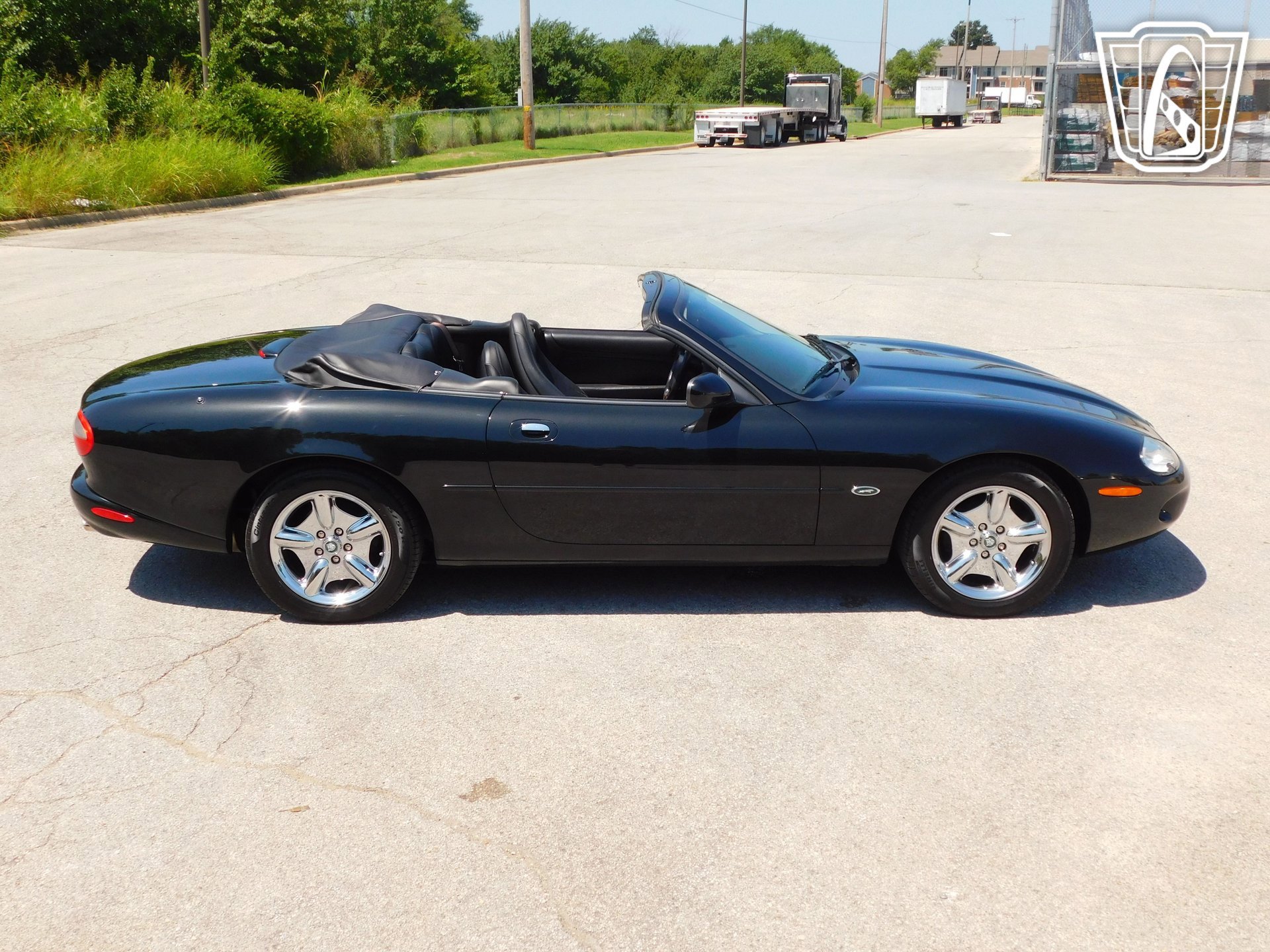 Used 1998 Jaguar XK8 Convertible image 29