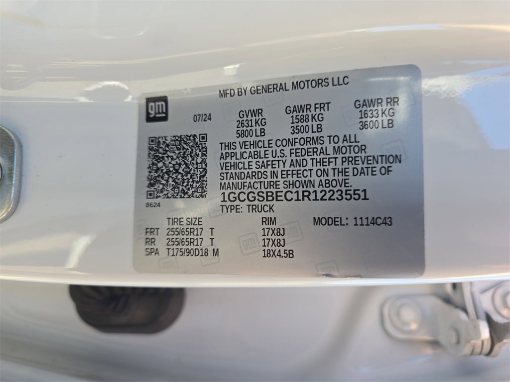 Used 2024 Chevrolet Colorado W/T image 35