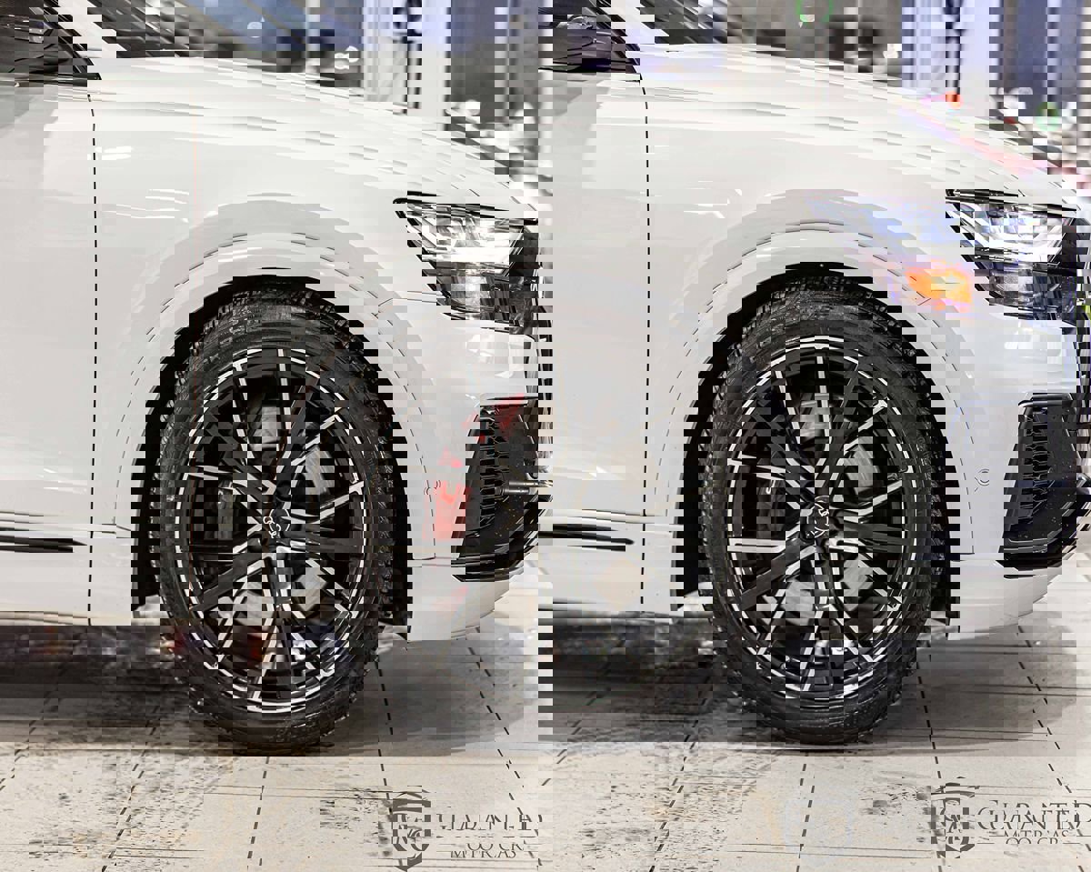 Used 2023 Audi SQ8 Premium Plus w/ Executive Package image 11
